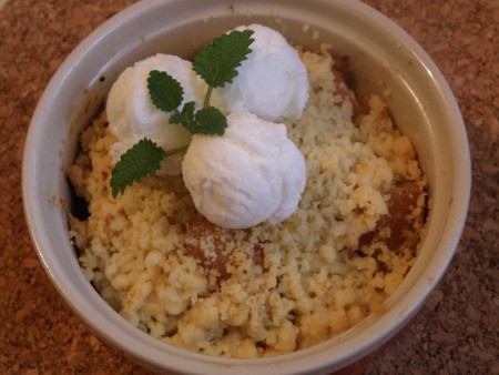 Almás morzsás süti 